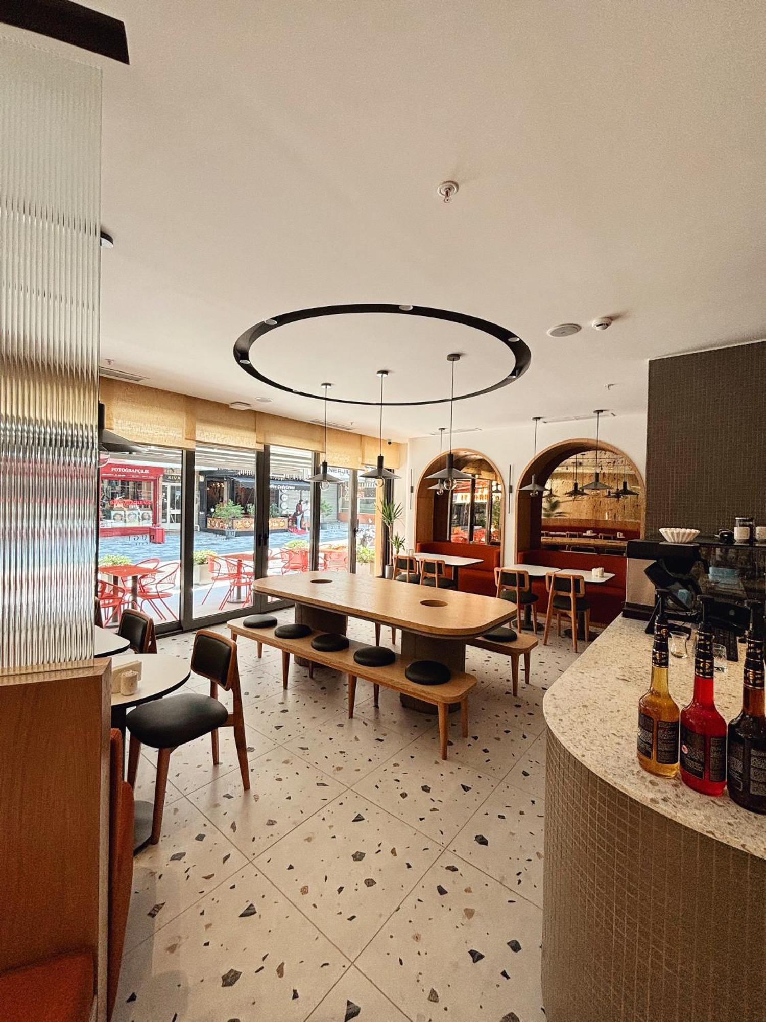 Dugi Hotel Istanbul Exterior photo