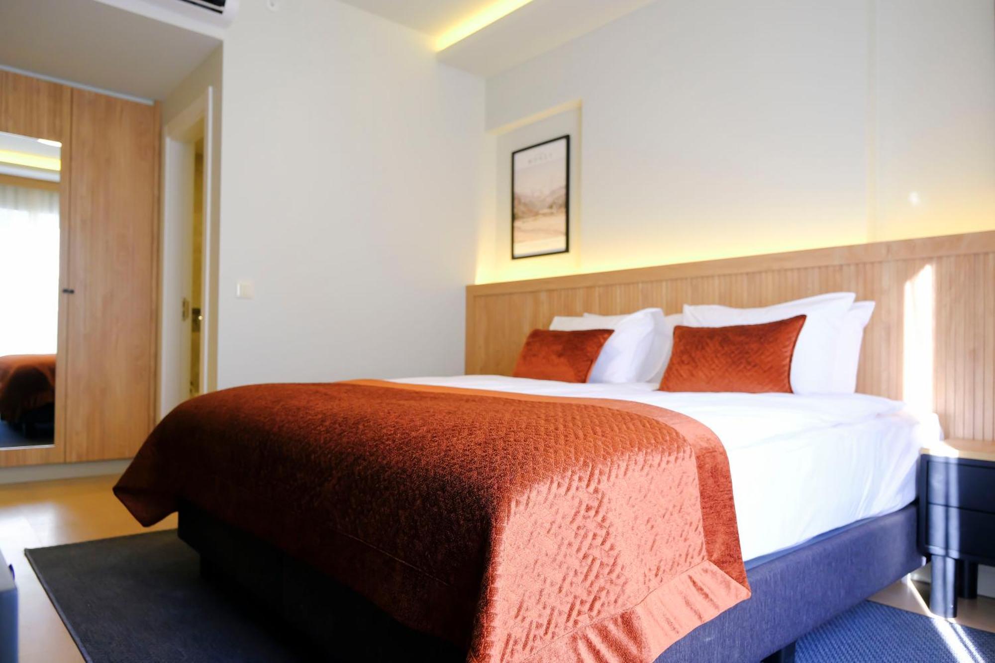 Dugi Hotel Istanbul Exterior photo
