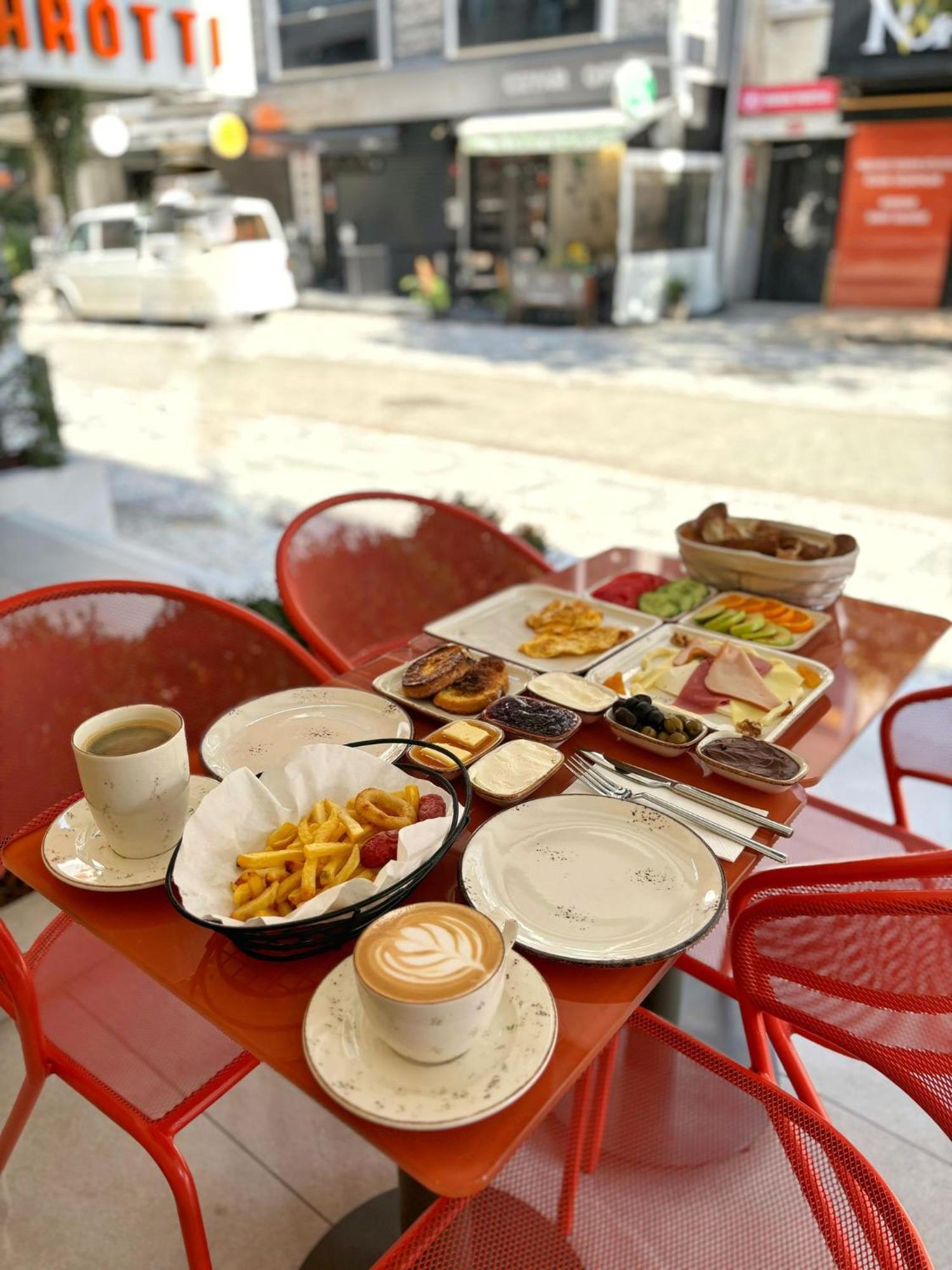 Dugi Hotel Istanbul Exterior photo